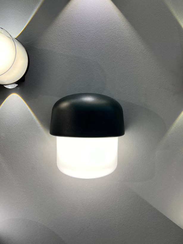 چراغ دیواری b212 ضدآب
